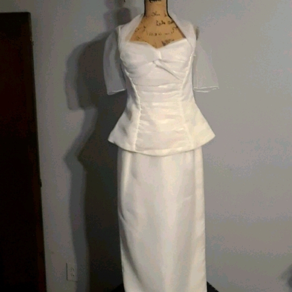 Bundle and Save Vintage 2 Piece - Picture 3 of 7